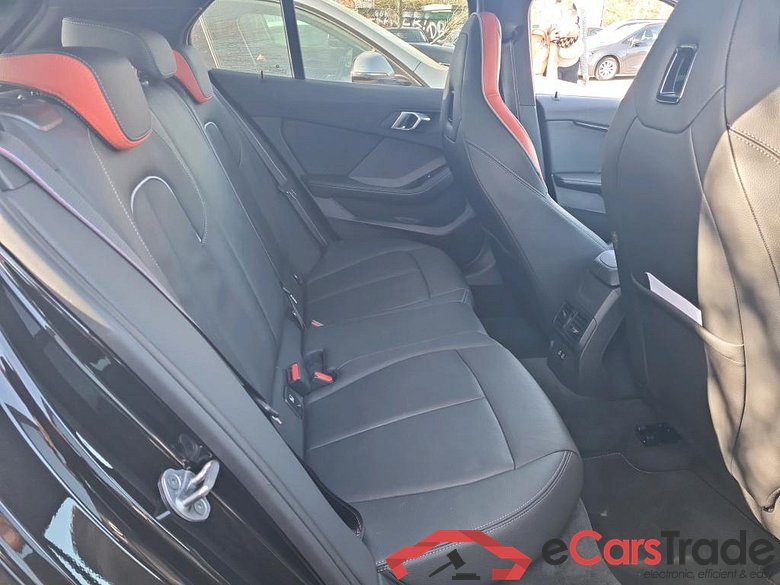 BMW 1 SERIES HATCH 1.5 118IA (100KW) #6