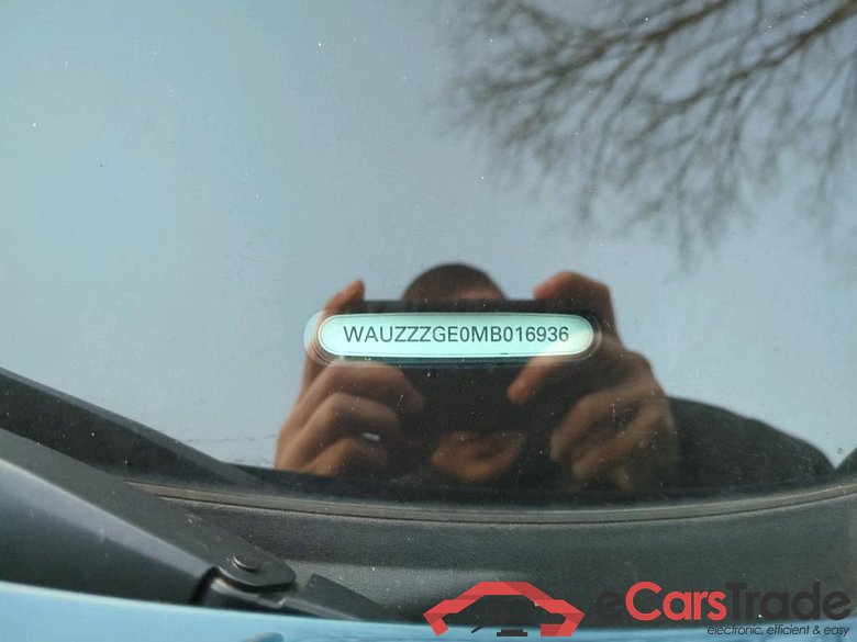 AUDI e-tron 300 kW #2