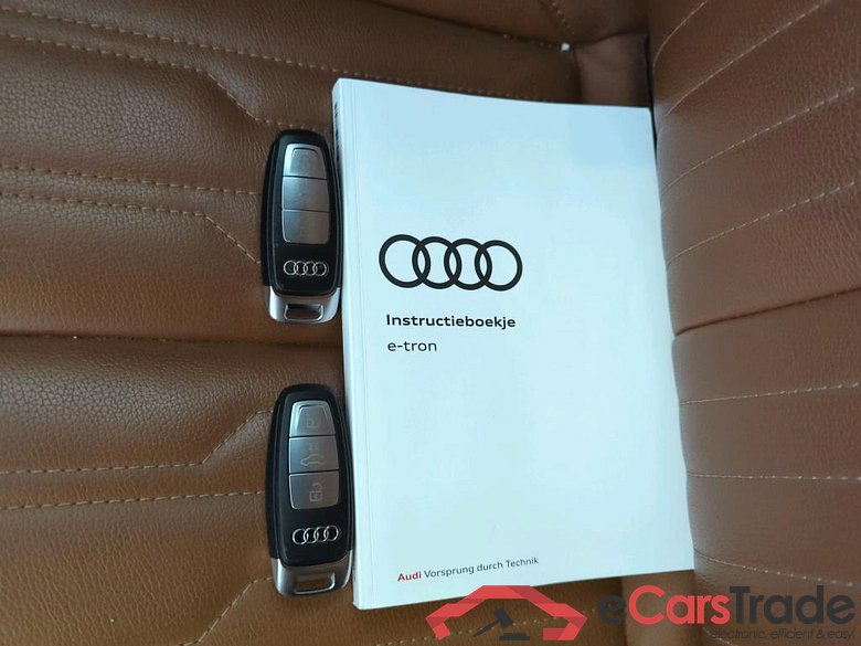 AUDI e-tron 300 kW #6