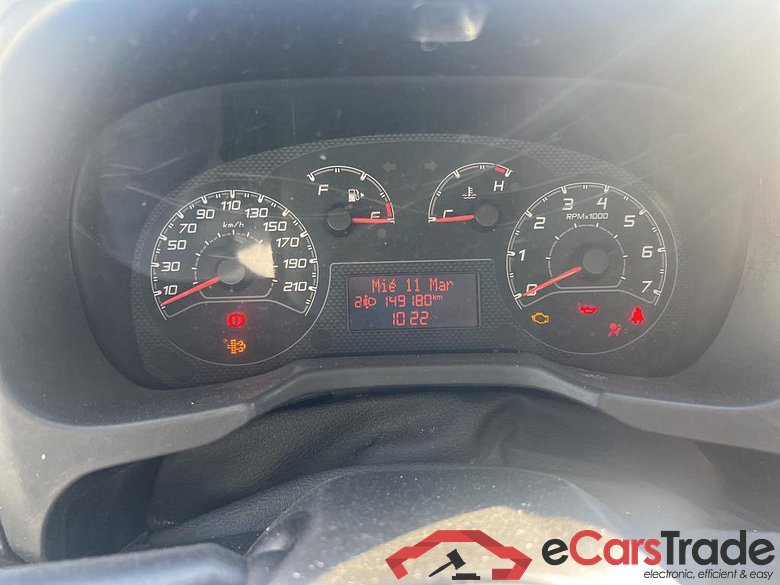 FIAT Fiorino / 2016 / 3P / furgón derivado de turismo Cargo Base 1.3 Mjet 59kW (80CV) E6 #5