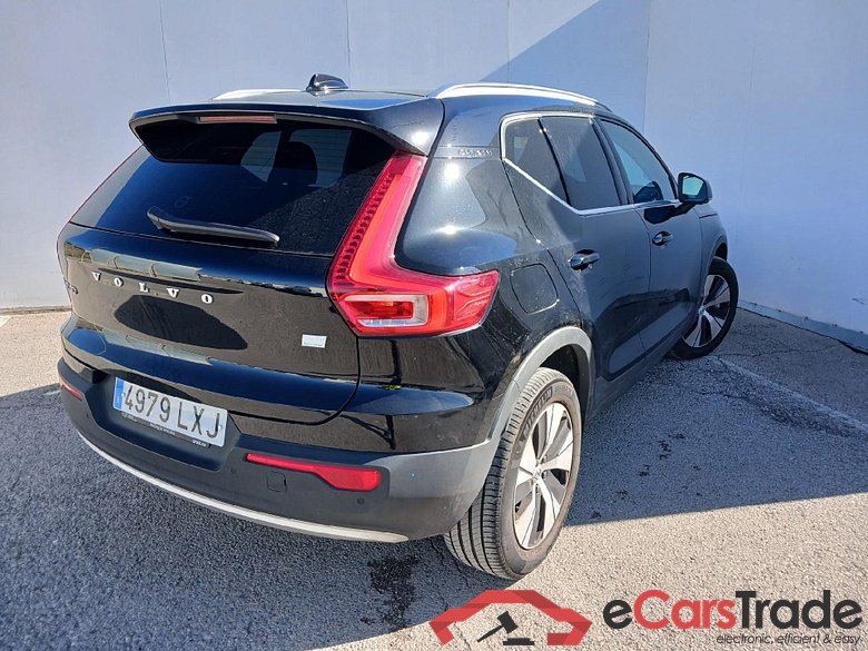 VOLVO XC40 / 2017 / 5P / todoterreno 1.5 T4 Twin Recharge Inscription Ex Auto #2