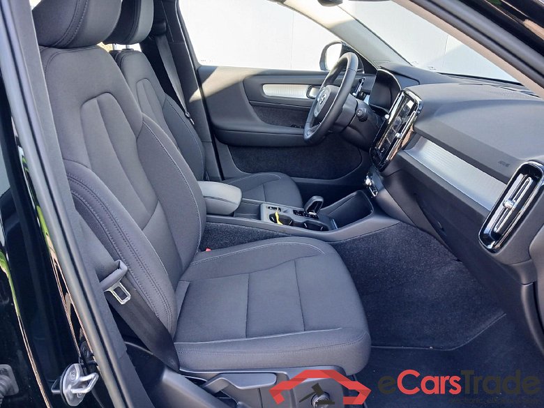 VOLVO XC40 / 2017 / 5P / todoterreno 1.5 T4 Twin Recharge Inscription Ex Auto #6