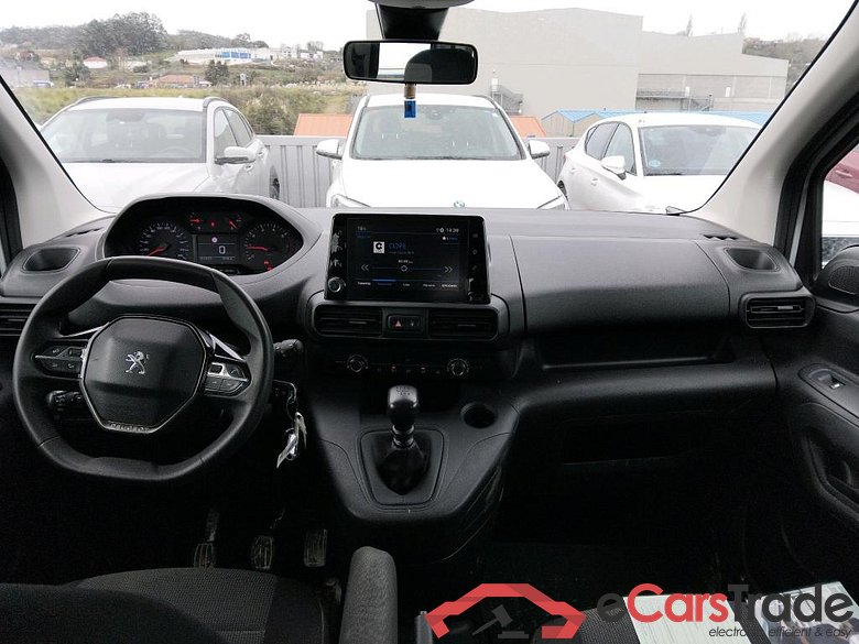 PEUGEOT Rifter / 2018 / 5P / monovolumen compacto Active Pack Standard BlueHDi 73kW #3