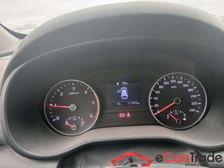 KIA Sportage / 2018 / 5P / todoterreno 1.6 MHEV Business 100kW (136CV) 4x4 #4