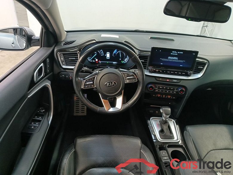 KIA CEED SPORTSWAGON - 2018 1.6 GDi 140 PHEV Sense DCT 5d #1