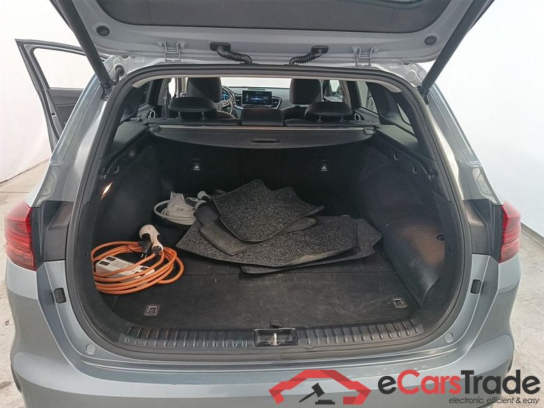 KIA CEED SPORTSWAGON - 2018 1.6 GDi 140 PHEV Sense DCT 5d #4