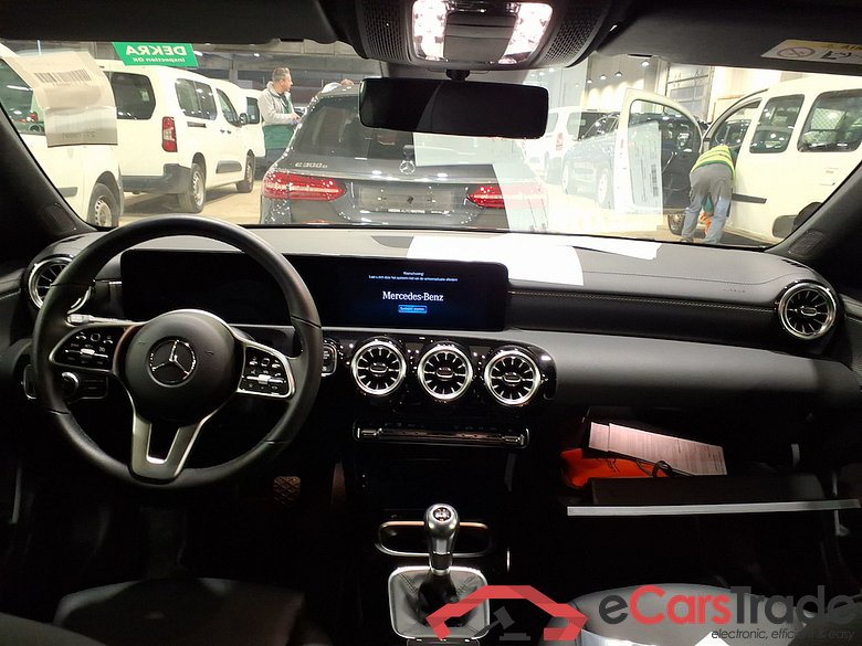 MERCEDES-BENZ CLA SHOOTING BRAKE 1.3 CLA 180 BUSINESS SOLUTION #6