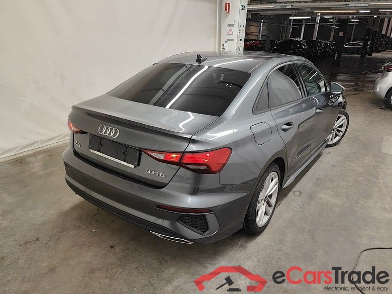 Audi A3 Berline 2.0 TDi 35 110kW S tronic S line Bus. Ed 4d #2