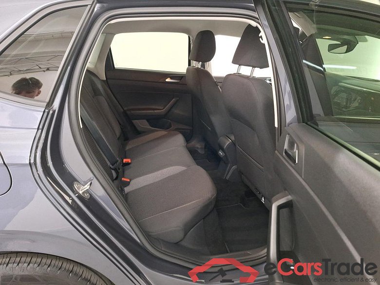 VOLKSWAGEN POLO 1.0 TSI LIFE BUSINESS DSG #6