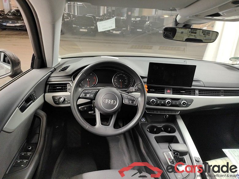 Audi A4 Avant 2.0 30 TDi 100kW S tronic Business Ed 5d