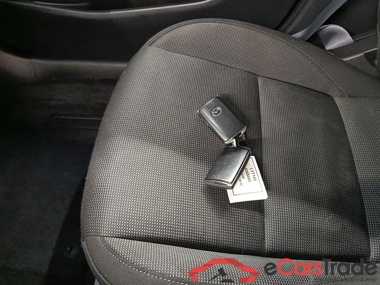 MAZDA CX-30 2.0i 186 SKYACTIV-X MHE Skydrive 5d #4