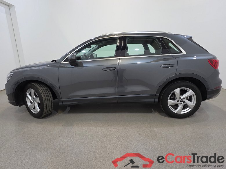 AUDI Q3 1.5 35 TFSI Design Aut. LED-Matrix Virtual Navi 1/2 Sport-leather-Alcantara KeylessGo Camera Klima PDC ... #2