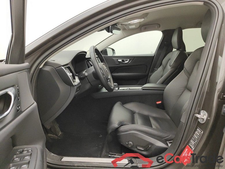 VOLVO V60 DIESEL - 2022 2.0 B4 197hp Plus Bright 5d #3