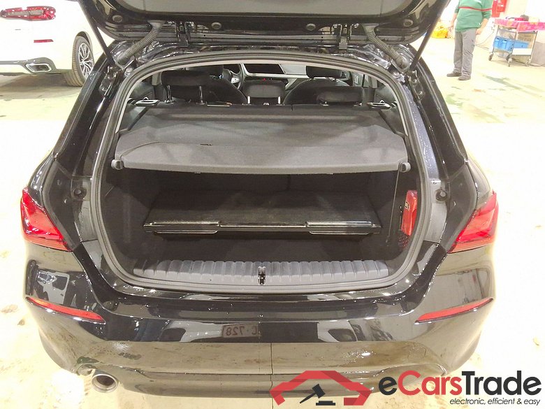 BMW 1 SERIES HATCH 1.5 116D (85KW) #3