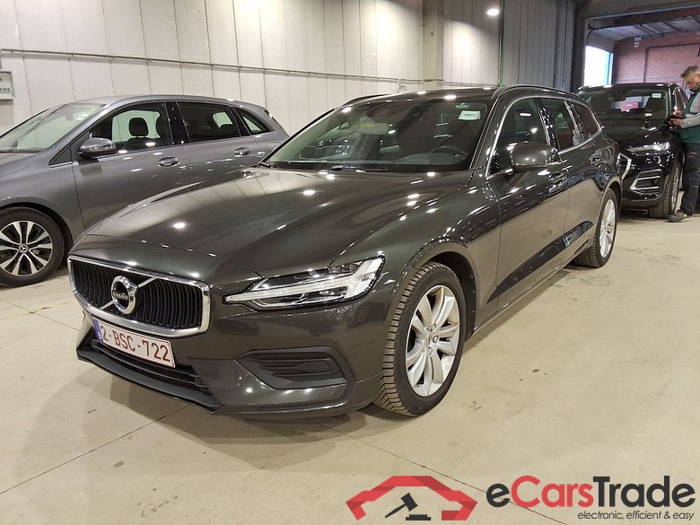 VOLVO V60 2.0 B3 MHEV MOMENTUM PRO AUTO