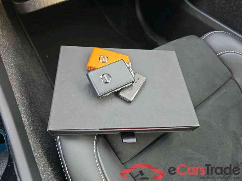 VOLVO XC40 132 kW #6