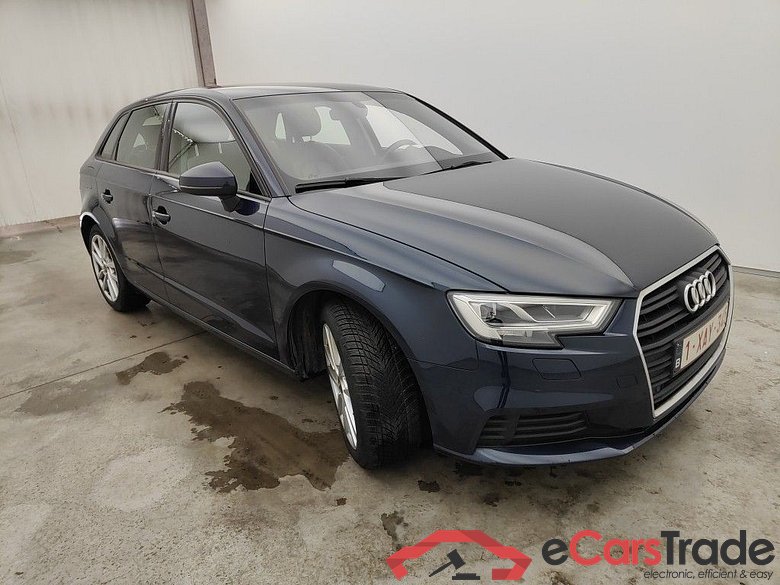 Audi A3 Sportback 2.0 35 TDi 110kW S tronic Business Ed 5d #5