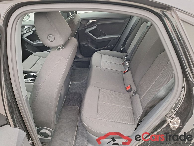 Audi, A3 Berline '20, Audi A3 Berline 1.0 TFSi 30 81kW Stronic Attractio #4