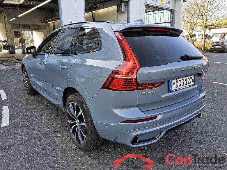 Volvo XC60 (03.2017->) DE - SUV5 B5 (Benzin) AWD EU6d, Ultimate Dark Mild-Hybrid (EURO 6d), (Facelift) #4