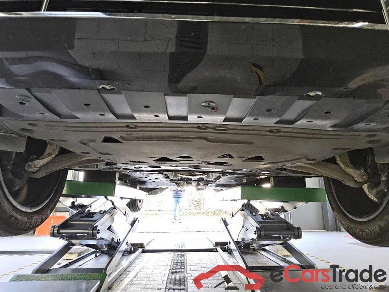 Volvo XC60 (03.2017->) DE - SUV5 B5 (Benzin) AWD EU6d, Ultimate Dark Mild-Hybrid (EURO 6d), (Facelift) #5