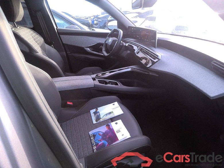 Peugeot 5008 Allure 1.2L Hybrid 136 (e-DCS6) #3