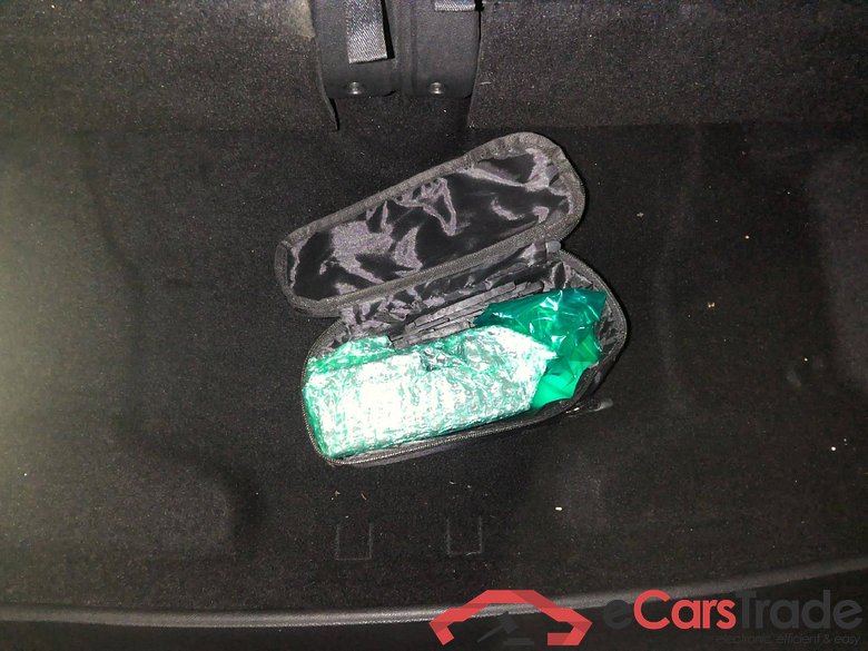 Peugeot 5008 Allure 5008 Hybrid 145 ch e-DCS6 #6