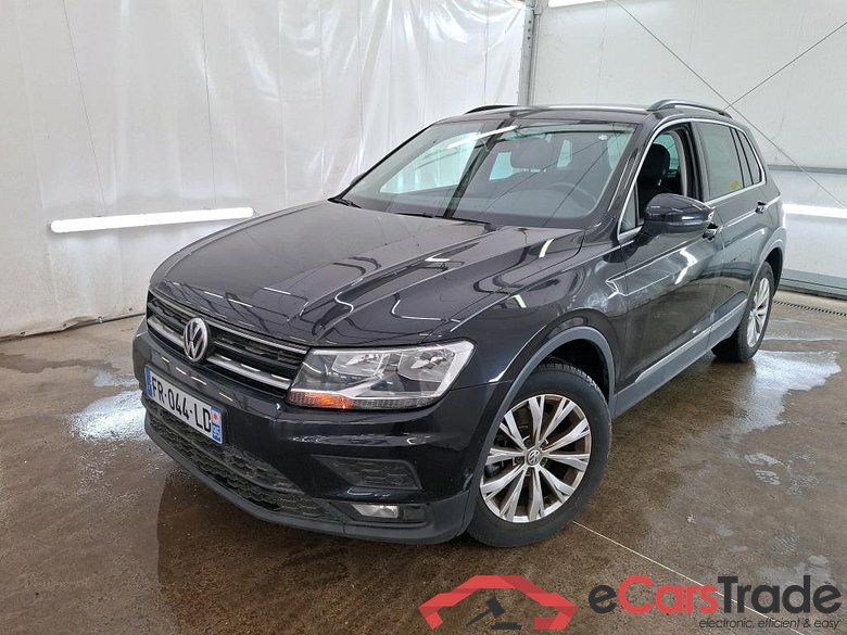 VOLKSWAGEN Tiguan / 2016 / 5P / SUV 1.5 TSI 150 EVO DSG7 Confortline Busines #1