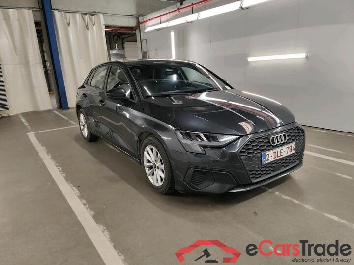 Audi A3 Sportback A3 Sportback 1.0 30 TFSi S tronic Attraction (Mild Hybrid) 81kW/110pk  5D/P Auto-7 #2