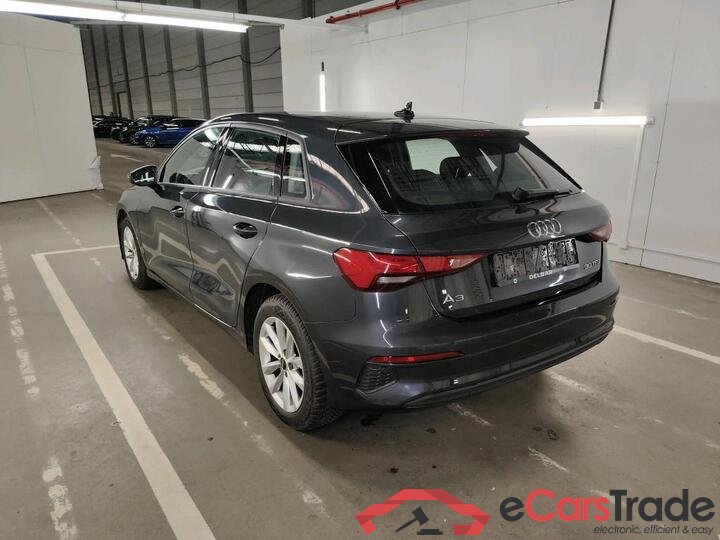 Audi A3 Sportback A3 Sportback 1.0 30 TFSi S tronic Attraction (Mild Hybrid) 81kW/110pk  5D/P Auto-7 #3