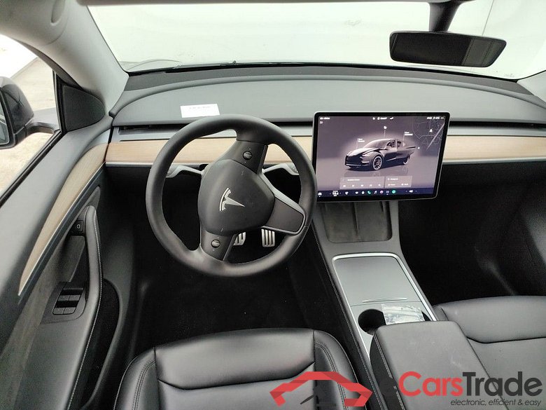 TESLA MODEL Y 72.5 kWh Dual Motor Performance (377 kW) 5d #1