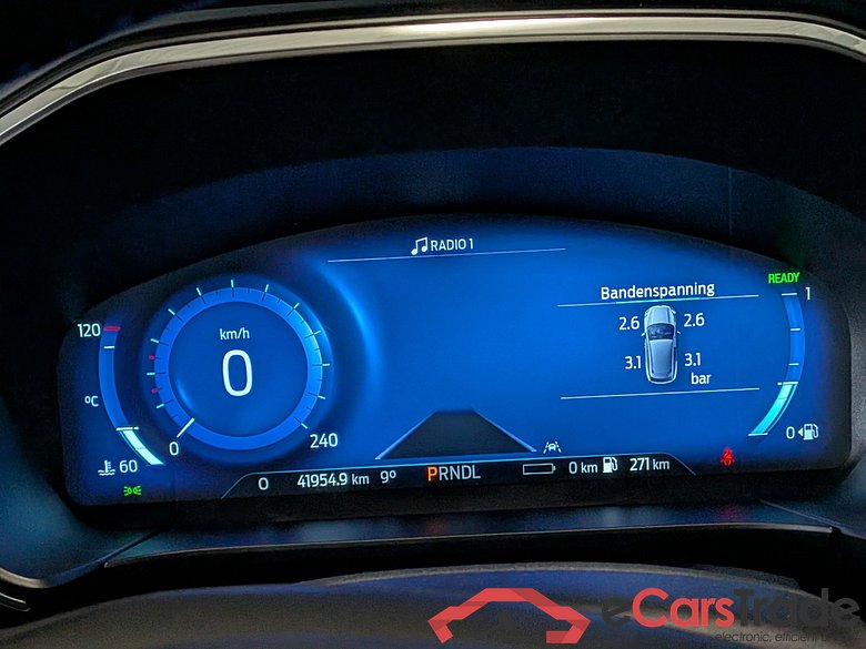 FORD Kuga 2.5 PHEV Titanium X #6