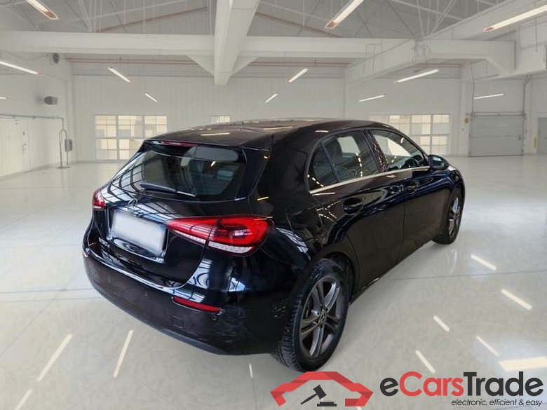 MERCEDES-BENZ CLASSE A / 2018 / 5P / BERLINA A 250 E EQ-POWER AUTO BUSINESS EXTRA #2