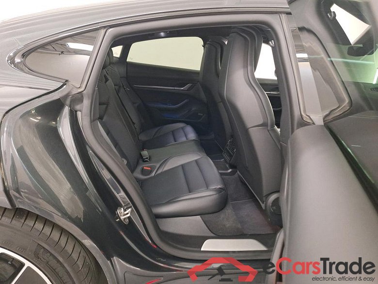 PORSCHE TAYCAN BEV 89KWH AUTO #6