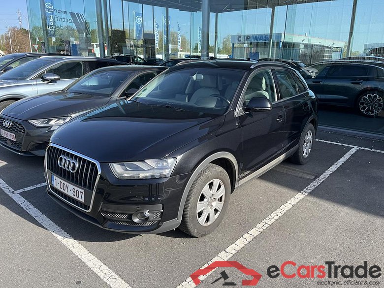 AUDI Q3 2.0 TDi #1