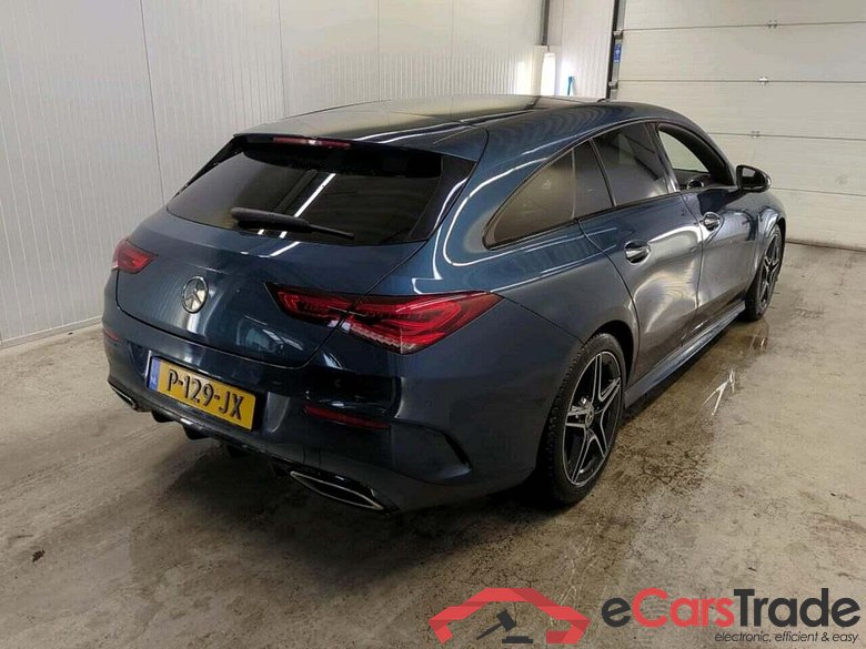 MERCEDES-BENZ CLA-klasse Shooting Brake 180 Bns Sol. AMG #2