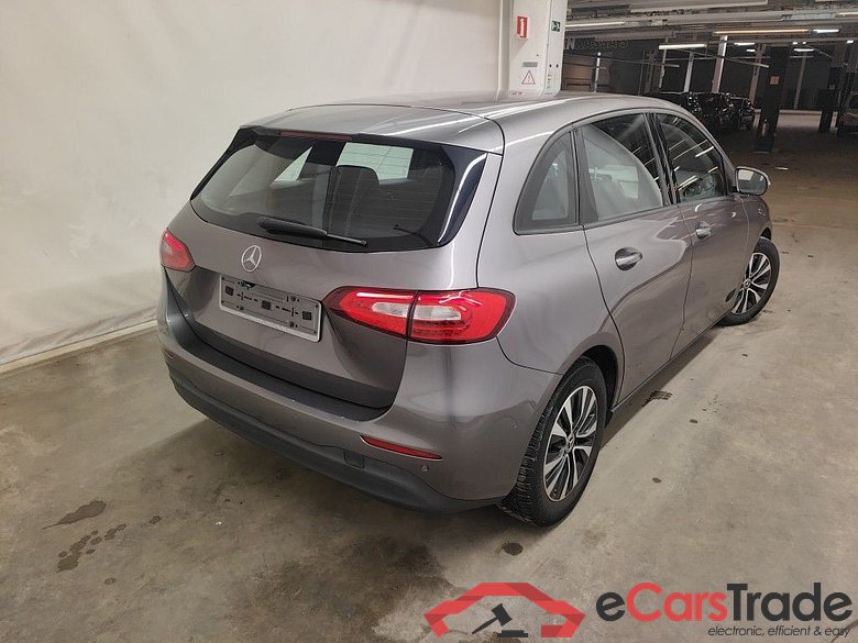 Mercedes-Benz B-Klasse B 180 Business Solution 5d #2