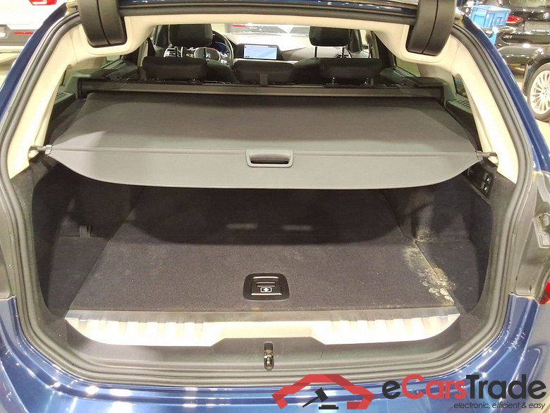 BMW 3 SERIES TOURING 2.0 330E (215KW) TOURING #3