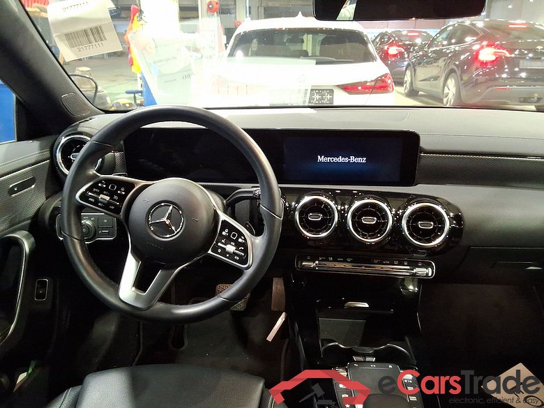 MERCEDES-BENZ CLA - Klasse 1.3 CLA 250 E BUSINESS SOLUTION DCT #6