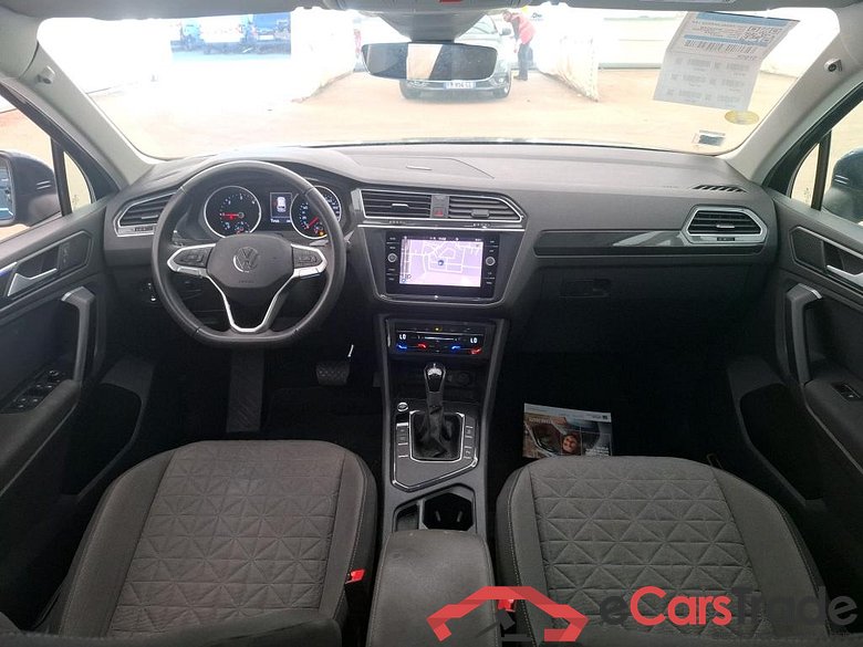 VOLKSWAGEN Tiguan / 2020 / 5P / SUV 2.0 TDI 150 DSG7 Life Business #1