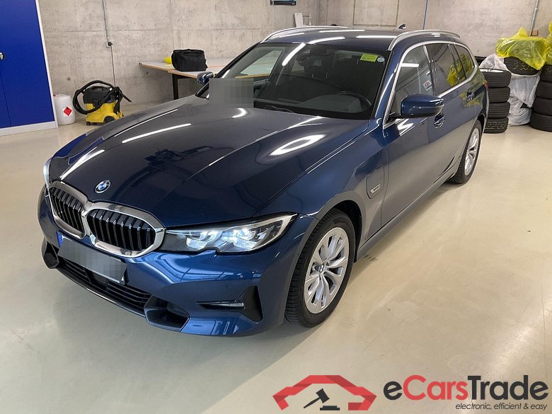 Baureihe 3 Touring 330 e Sport Line 2.0 185KW AT8 E6d #1