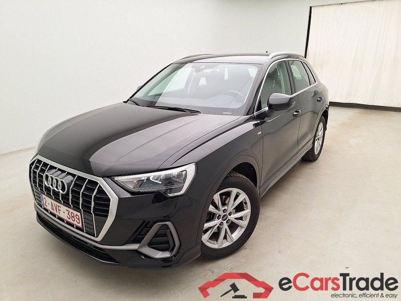 Audi, Q3 '18, Audi Q3 35 TDI S tronic S line Business Edition 5d #2