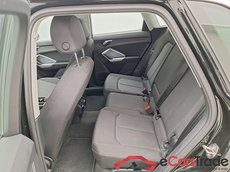 Audi, Q3 '18, Audi Q3 35 TDI S tronic S line Business Edition 5d #4