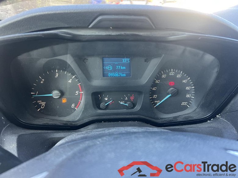 FORD Transit / 2013 / 4P / furgón 350 96kW L3H2 Van Trend Delantera #4