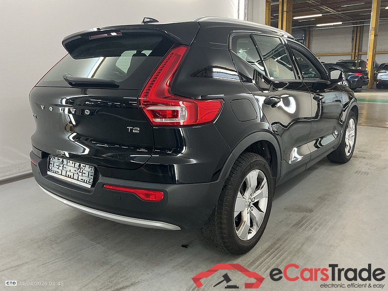 VOLVO XC40 1.5 T2 MOMENTUM PRO #4