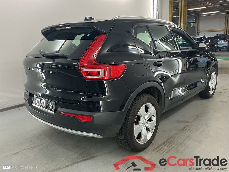 VOLVO XC40 1.5 T2 Momentum Pro Geartronic #4