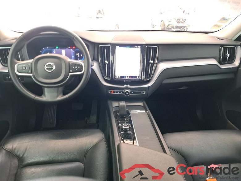 XC60 Momentum Business 2WD 2.0 B4 195CV BVA8 E6d #5