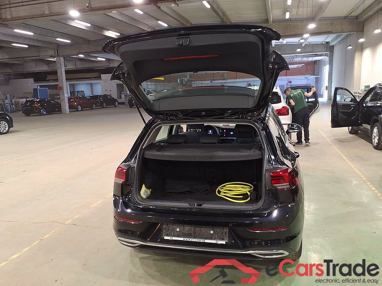 VOLKSWAGEN GOLF VIII 1.4 EHYBRID STYLE BUSINESS DSG #3