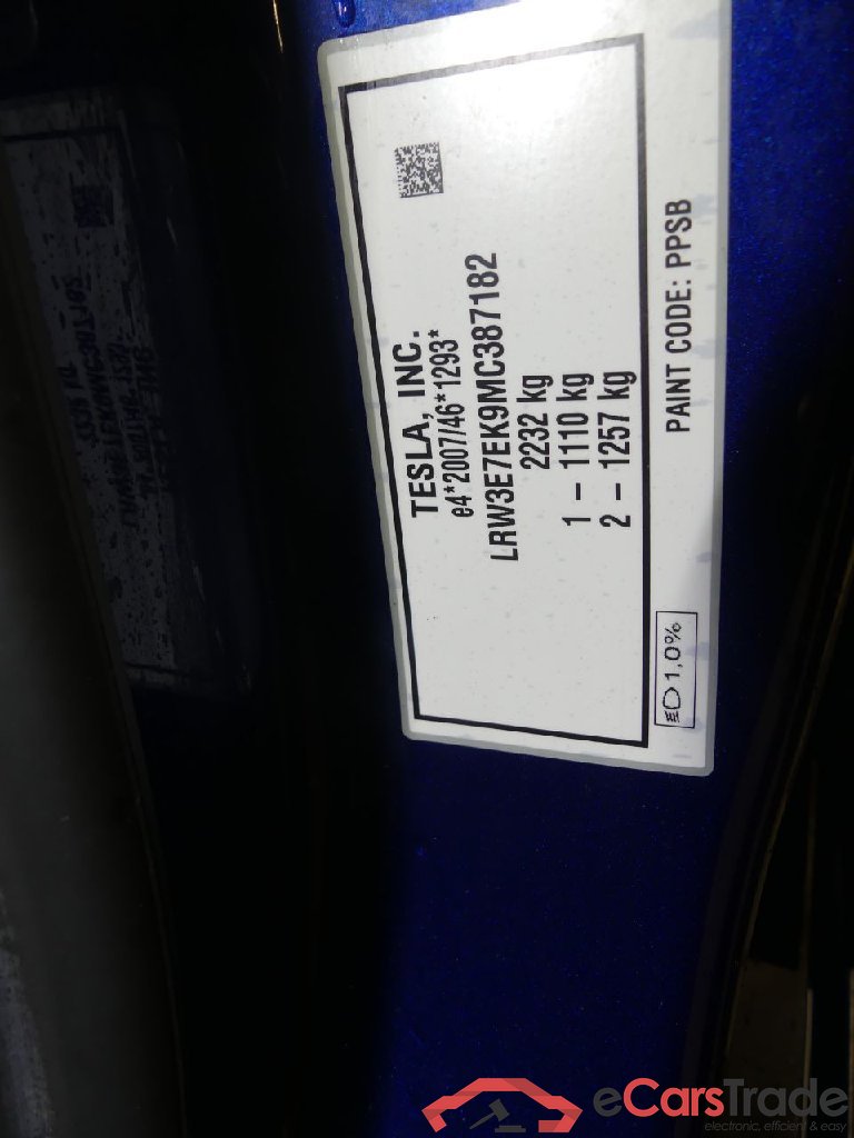 TESLA Model 3 Langstreckenbatt. Allradantrieb Dual Motor 4d 366kW #5