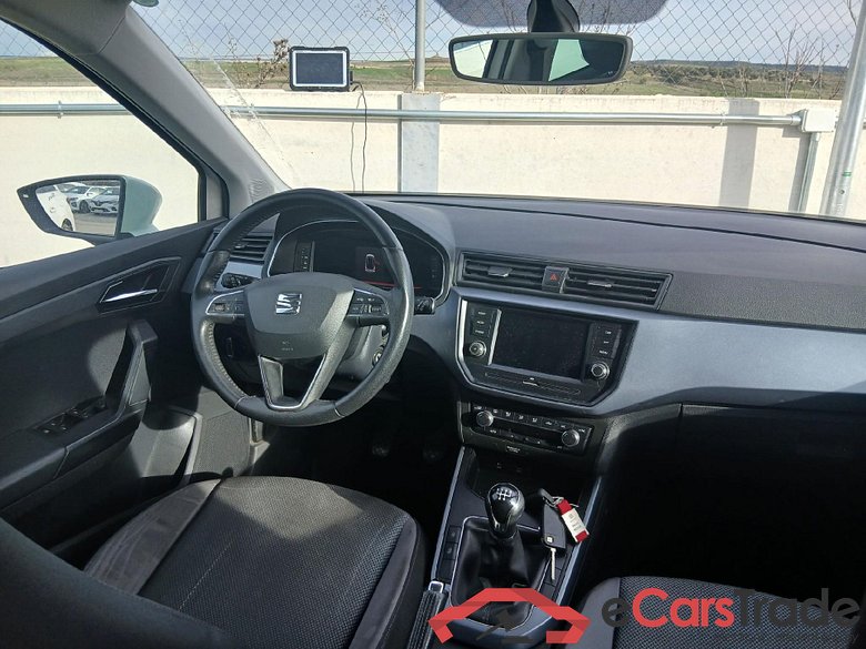 SEAT Arona / 2017 / 5P / todoterreno 1.0 TSI 70kW (95CV) Style Edition Eco (CX) #3