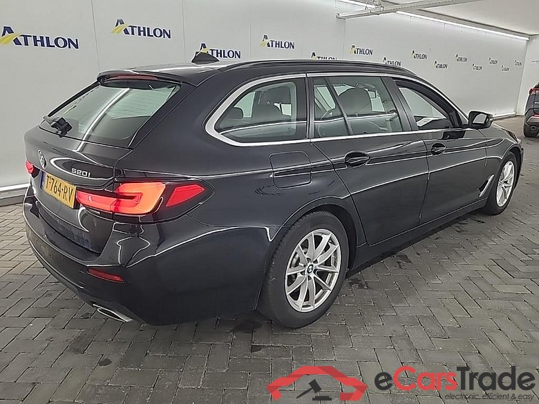 BMW 5-serie Touring 520iA Business Edition Plus 5D 135kW #3